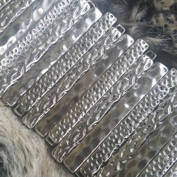 Wide Silver Metal Bar Stretch Bracelet - Picture 5 of 6